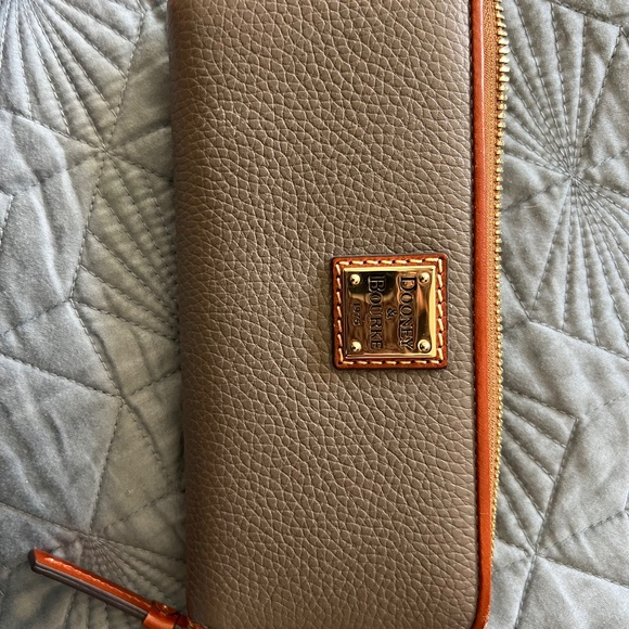 Dooney purse and matching wallet - Picture 3 of 5